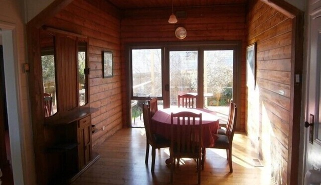 Hurdit - cottage near beach and CBD