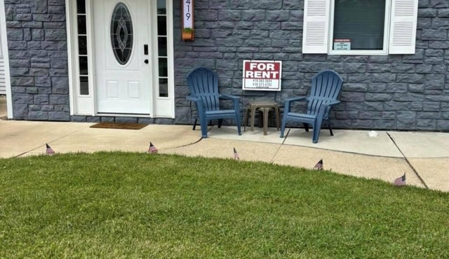 Huron Lake House Getaway at Old Homestead Beach = Beach & Chill