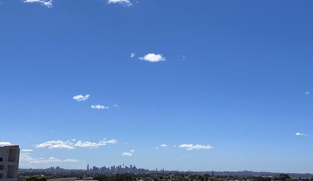 Hurstville New apartment with city view