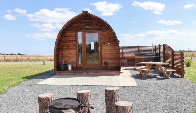 HUSK, family friendly, character holiday cottage in Bridlington