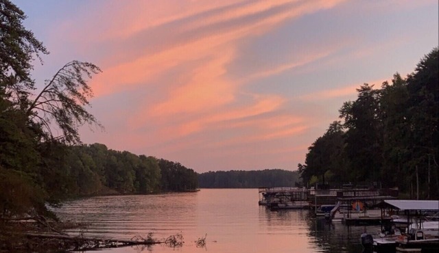 Husky Lake House on Lanier - Long Term Availability