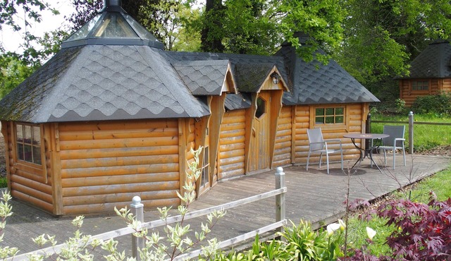 Hut 2 person for a magical stay in Brocéliande, Brittany