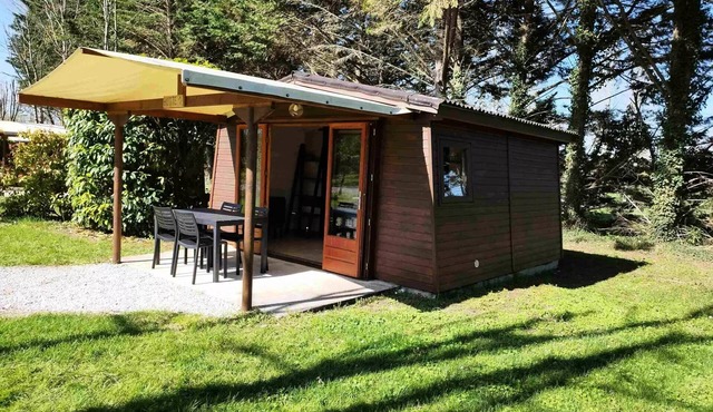 HUTTE (without sanitary facilities) sleeps 5