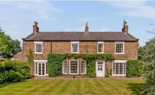 Hutton Mount Retreats