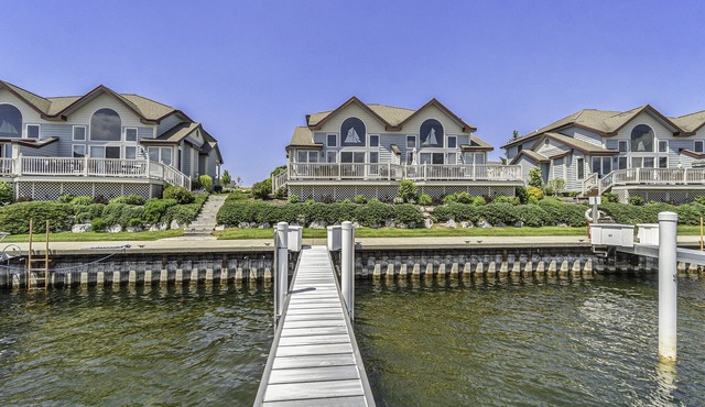HV Marina Condo with Boat Slip