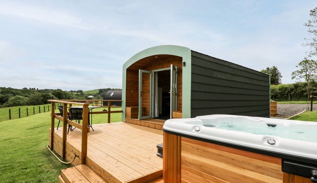 HWYL, romantic, character holiday cottage in Llandrindod Wells