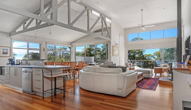 Hyams Reflections, Hyams Beach