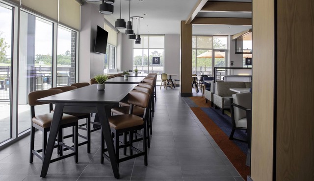 Hyatt House The Woodlands/Shenandoah