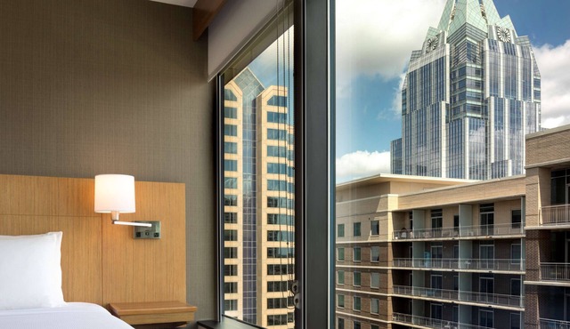 Hyatt Place Austin Downtown