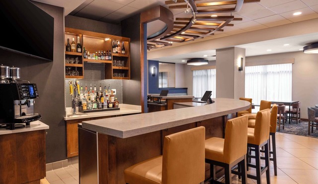 Hyatt Place Chantilly Dulles Airport-South