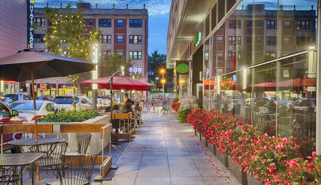 Hyatt Place Chicago-South/University Medical Center