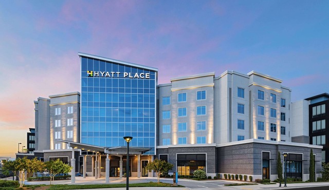 Hyatt Place Greensboro/Downtown