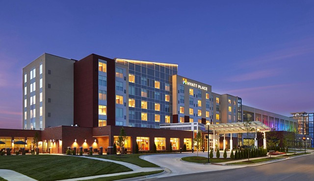 Hyatt Place Lansing - East