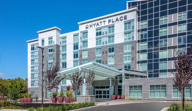 Hyatt Place San Jose Airport