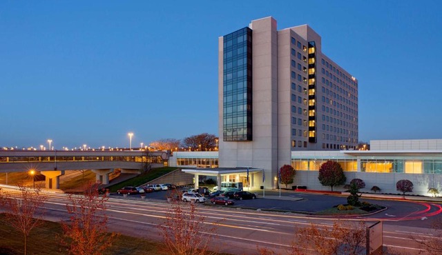 Hyatt Regency Pittsburgh International Airport