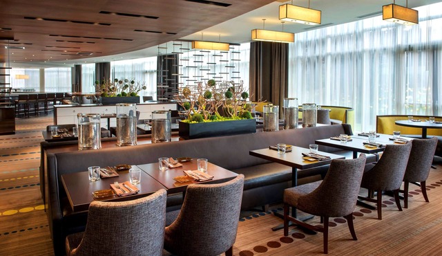 Hyatt Regency Pittsburgh International Airport