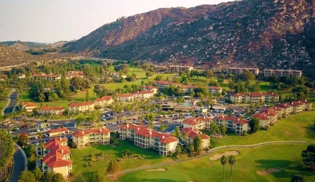 Hyatt Vacation Club At The Welk -Luxury Resort w/Golf, Pools, Water Parks +more