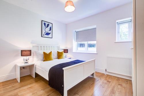 Hybrid Resi - London, New Malden near Richmond - Wimbledon
