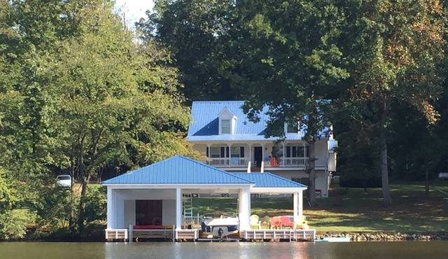 Hyco Lake, Private Cobbs Creek, Great Dock