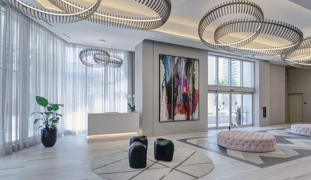 HYDE BEACH HOUSE RESIDENCES - B