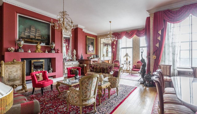 Hyde Park Gate II by onefinestay