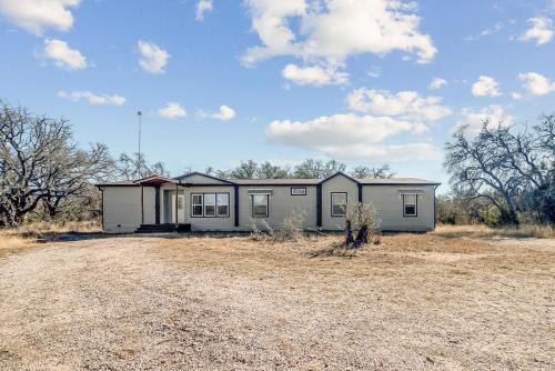 Hye Life in the Hill Country!