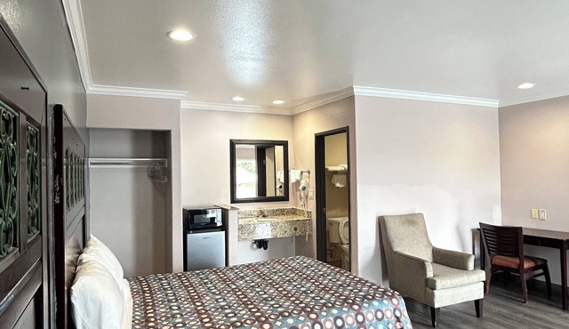 HYLAND MOTEL
