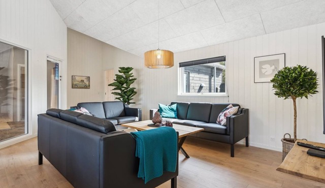 "Hylleborg" - 500m from the sea by Interhome