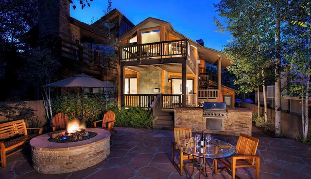 Hyman Luxury Townhome - 5BR/5.5BA - SLEEPS 12 - ASPEN - CENTRAL CORE