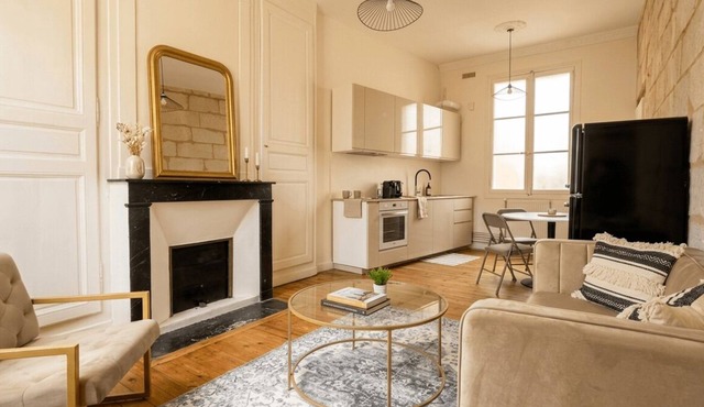 Hyper center Saumur with balcony/terrace, 2min from the Casino