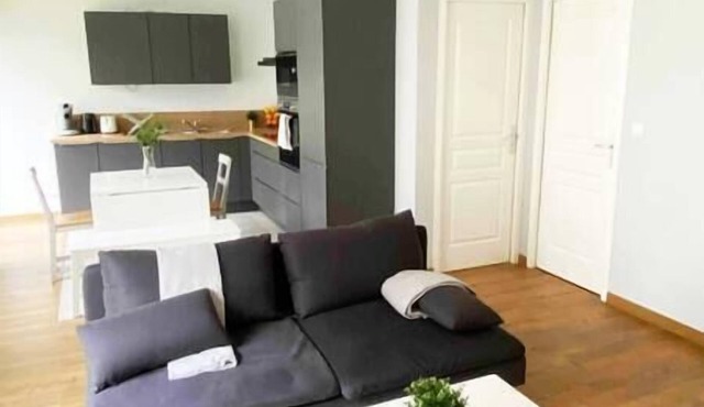 Hypercentre Maison Duplex Avec Jardin & Parking Privé