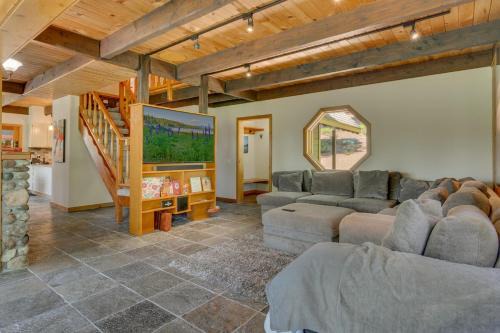 Hyphen 5-bedrooms rental, private beach, filtered view