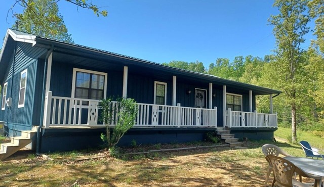 I 40 Hideaway House