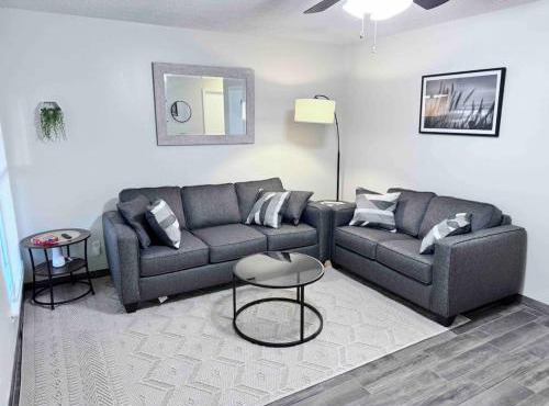 I-95 and Tanger Outlets. Pet Yes