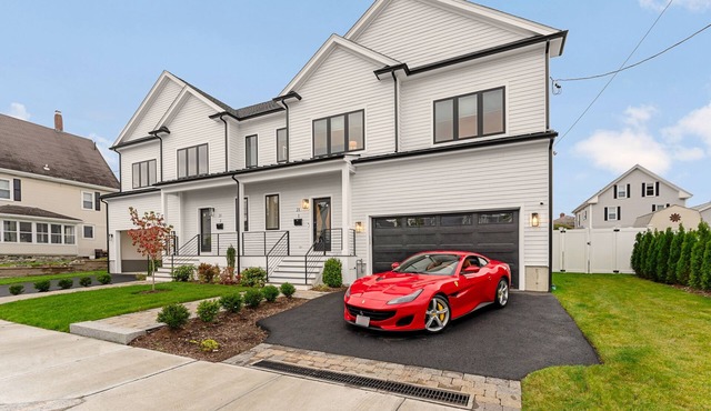 I Family Home 20min to dwtn.Boston, Game room, fire pit, Projector 6BR 5.5Bath