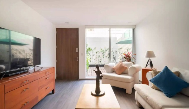 I105- 3BR/2BTH - One Bedroom Apartment, Sleeps 5