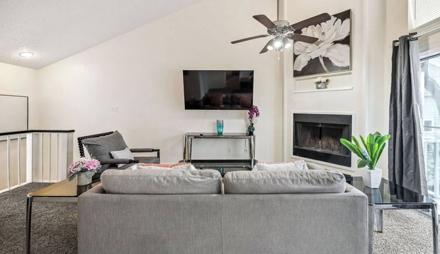I655 – World Cup Stay - 18 min to AT&T - Sleeps 4 - Free Parking
