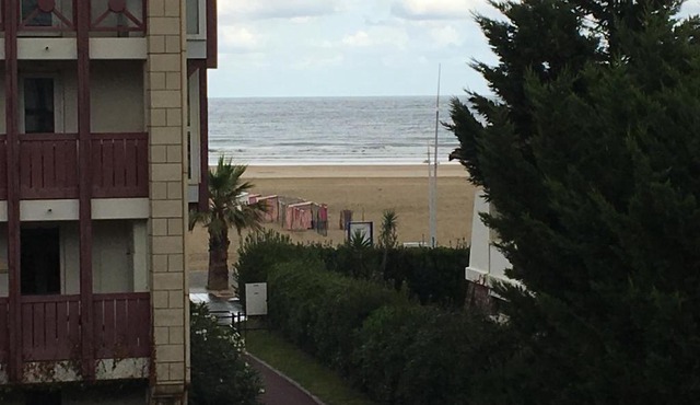 Ibaia by Basquelidays