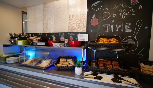 ibis budget Chartres