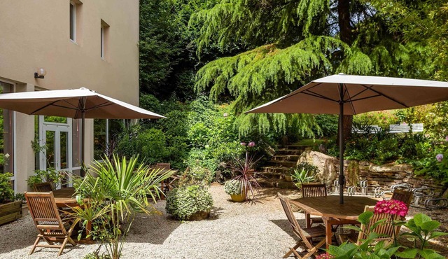 ibis Lannion Cote de Granit Rose