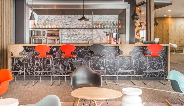 ibis Nantes Centre Tour Bretagne