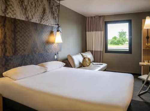 ibis Pontorson Baie Du Mont Saint Michel