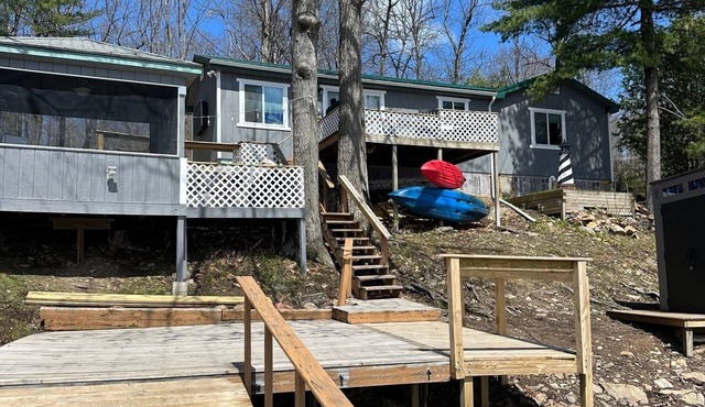Ice fishing! YEAR ROUND Lake of the Isles Waterfront Cottage & boat dock!