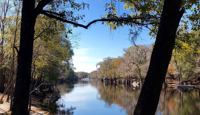 Ichetucknee Springs/Ginnie Springs/Santa Fe River at the Hideaway Cottage