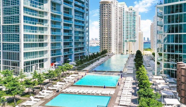 Icon Brickell Luxe Stays by IliosRentals