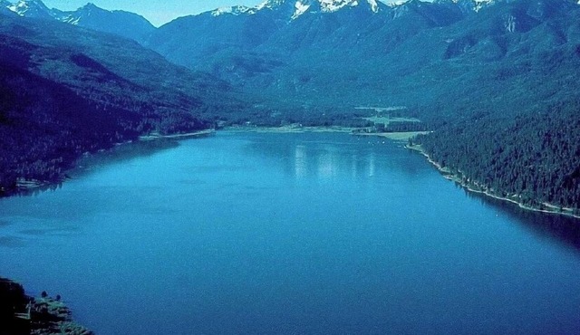 Iconic 4 BR 5 Ba Log Chateau on Vallecito River & Lake, 12,000 to 14,000 Mtns.