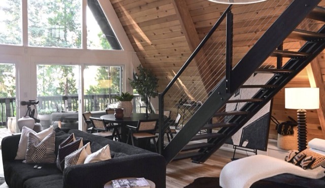 Iconic A-Frame Lake+Forest Views @trinityaframela