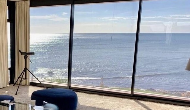 Iconic Beachfront Luxury - Van der Rohe House