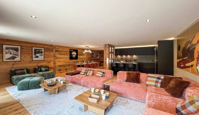 Iconic central location | Apt with sauna 10 pers