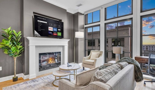 Iconic Halle Bldg Cleveland Stay